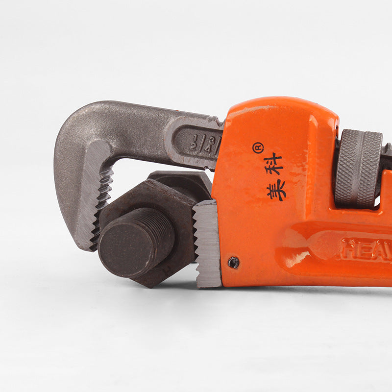 Multifunctional universal pipe wrench